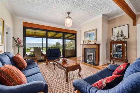 accommodation business for sale tasmania.